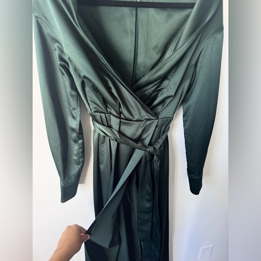 House Of CB Antoinette Off-Shoulder Gown - Size S - Picture 9 of 13